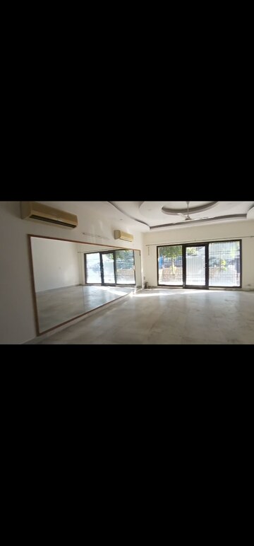 Building Lobby in 3 BHK Builder Floor at Greater Kailash I – for Rent