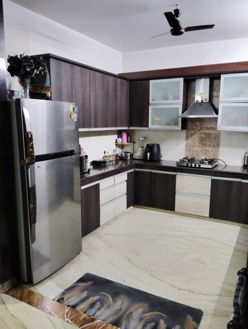 Kitchen in 3.5 BHK Apartment at Vipul Greens, Sector 48 – for Rent