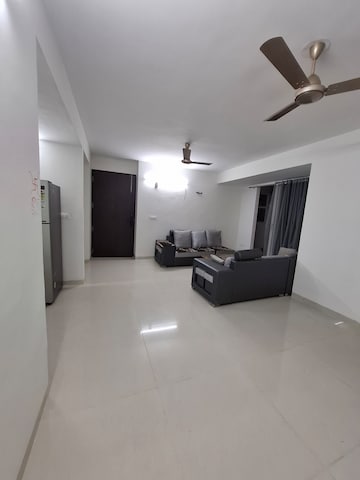 Furnished Amenities in 3.5 BHK Apartment at Hermitage Centralis, Vip Road – for Rent