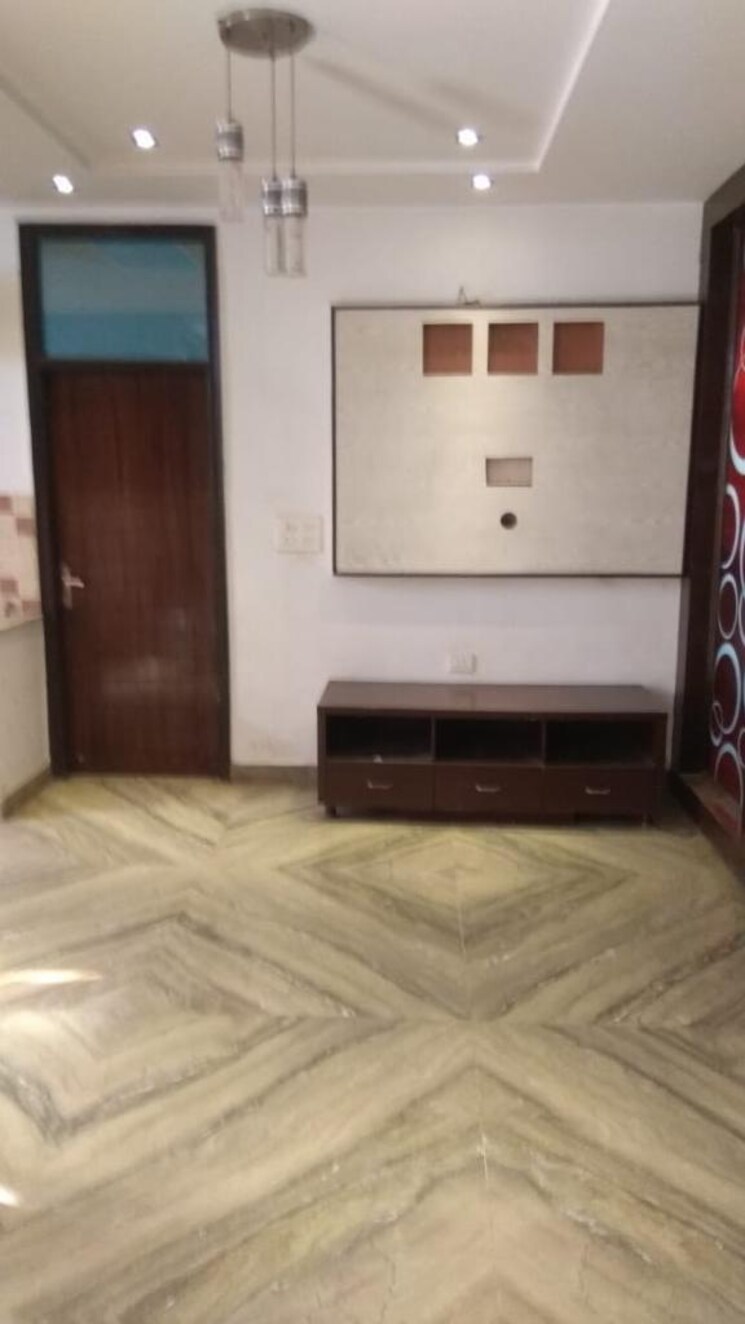 Room, rajendra nagar 4 Bedroom 208 Sq.Ft. Builder Floor In Rajendra Nagar Ghaziabad 7968556