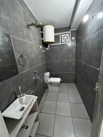 Kitchen in 2 BHK Builder Floor at Ansal Plaza Sector-23, Sector 23 – for Rent