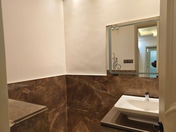 Furnished Amenities in 3 BHK Builder Floor at Jangpura – for Rent