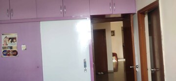 Room in 3 BHK Apartment at Sector 16c Greater Noida – for Rent