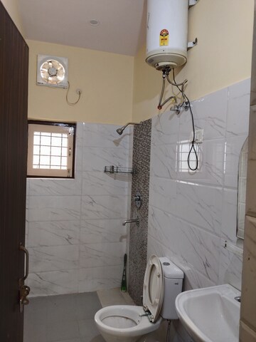 Bathroom in 3 BHK Builder Floor at Sector 21c – for Rent