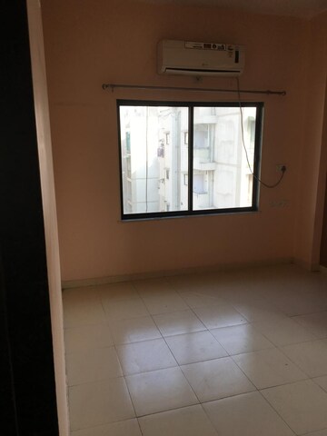 Room in 2 BHK Apartment at Sahaj Solarium, Vasna – for Rent