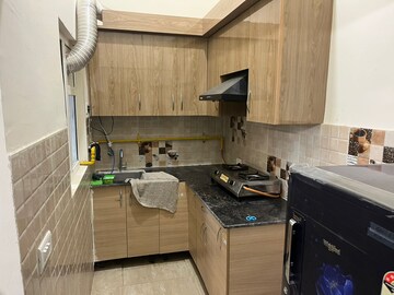 1 BHK Apartment For Rent in Gaur City 2 - 14th Avenue, Sector 16c Greater Noida
