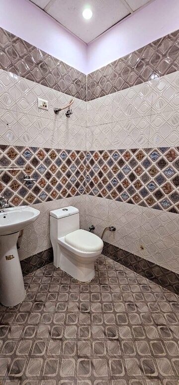Bathroom in 2 BHK Builder Floor at Chahak Plaza, Shakti Khand – for Sale