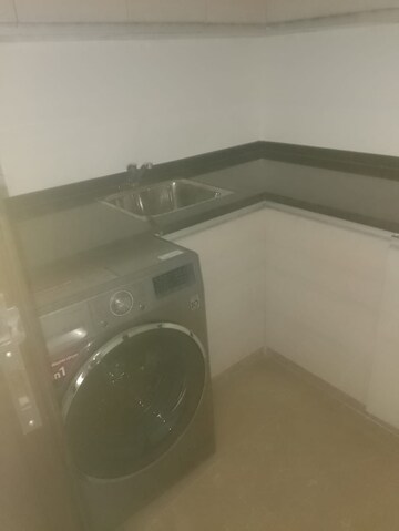 Furnished Amenities in 3 BHK Builder Floor at Panchsheel Enclave – for Rent