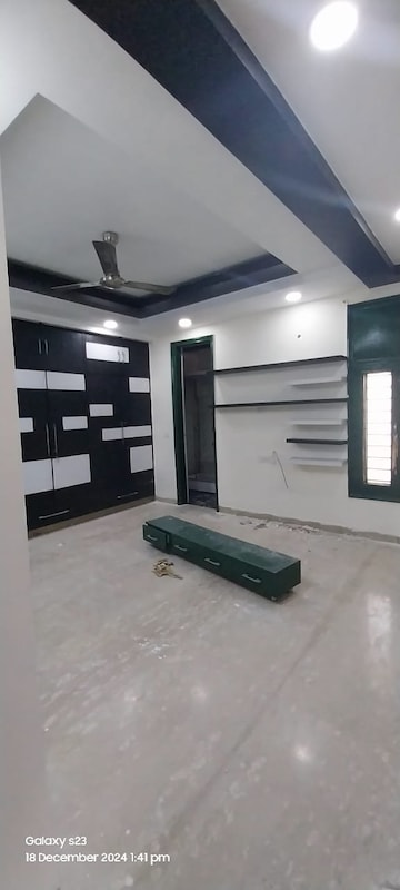4 BHK Builder Floor – Exterior View View at Surajmal Vihar - for Rent