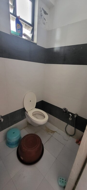 Master Bedroom in 2 BHK Apartment at Sahajanand Oasis, Memnagar – for Rent