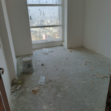 Room in 3 BHK Apartment at ILD Grand Centra, Sector 37c – for Rent