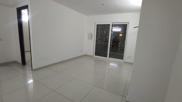 Room in 3 BHK Apartment at Hermitage Centralis, Vip Road – for Rent