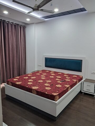 Bedroom in 3 BHK Apartment at Ambala Highway – for Rent