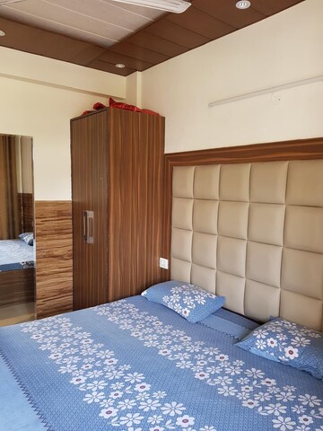 Bedroom in 1 BHK Apartment at Vip Road – for Rent