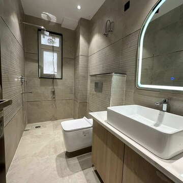 Attached Bathroom in 4 BHK Builder Floor at Ansal API Esencia, Sector 67 – for Sale