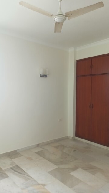 Room in 4 BHK Builder Floor at Greater Kailash ii – for Sale