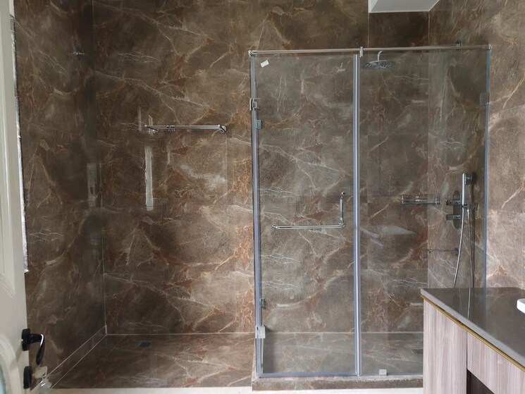 Bathroom, greater kailash ii 4 Bedroom 300 Sq.Yd. Builder Floor In Greater Kailash ii Delhi 7968729