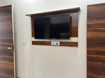 Room in 1 BHK Apartment at Patiala Road – for Sale