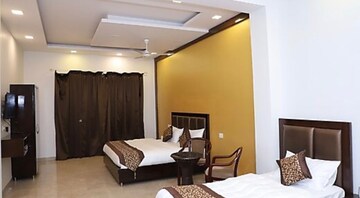 Room in  Pg at Sector 30 – for Rent