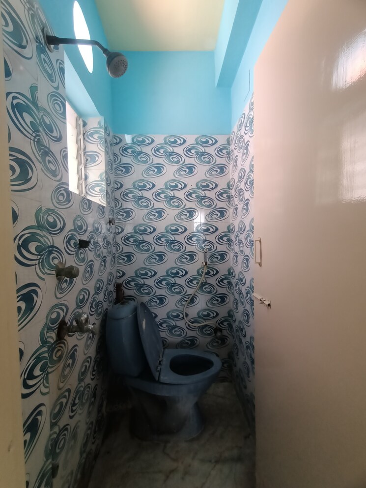 Bathroom, gitanjali park 3 Bedroom 1100 Sq.Ft. Apartment In Gitanjali Park Kolkata 7968781