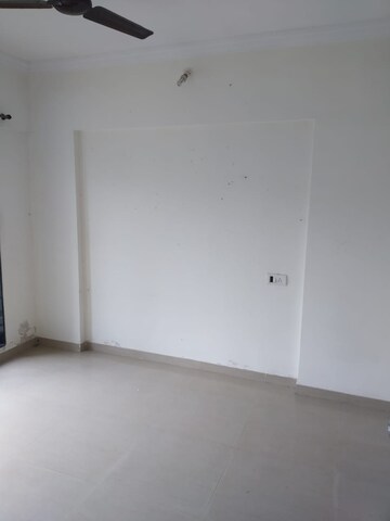 Room in 1 BHK Apartment at Shri Siddhivinayak CHS Haware, Haware City – for Rent