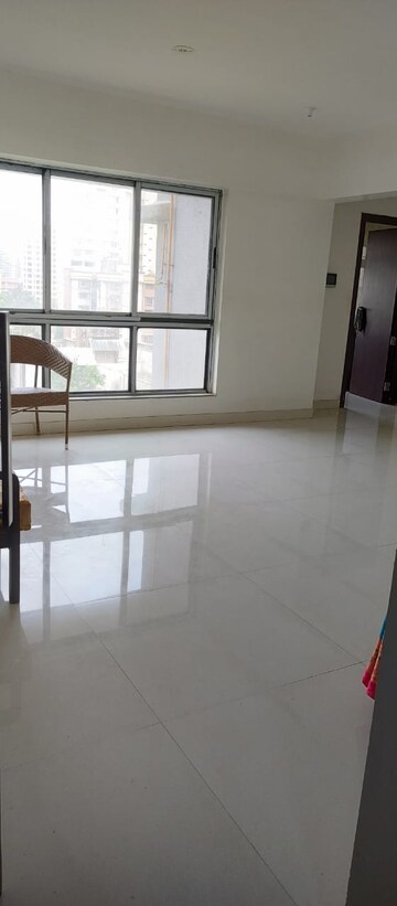 Room in 1 BHK Apartment at Sinchan CHS, Andheri West – for Rent