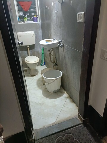 Bathroom in 3 BHK Apartment at Vaswani Belvedere, Bandra West – for Sale