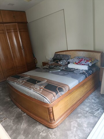 Bedroom in 3 BHK Apartment at Vaswani Belvedere, Bandra West – for Sale