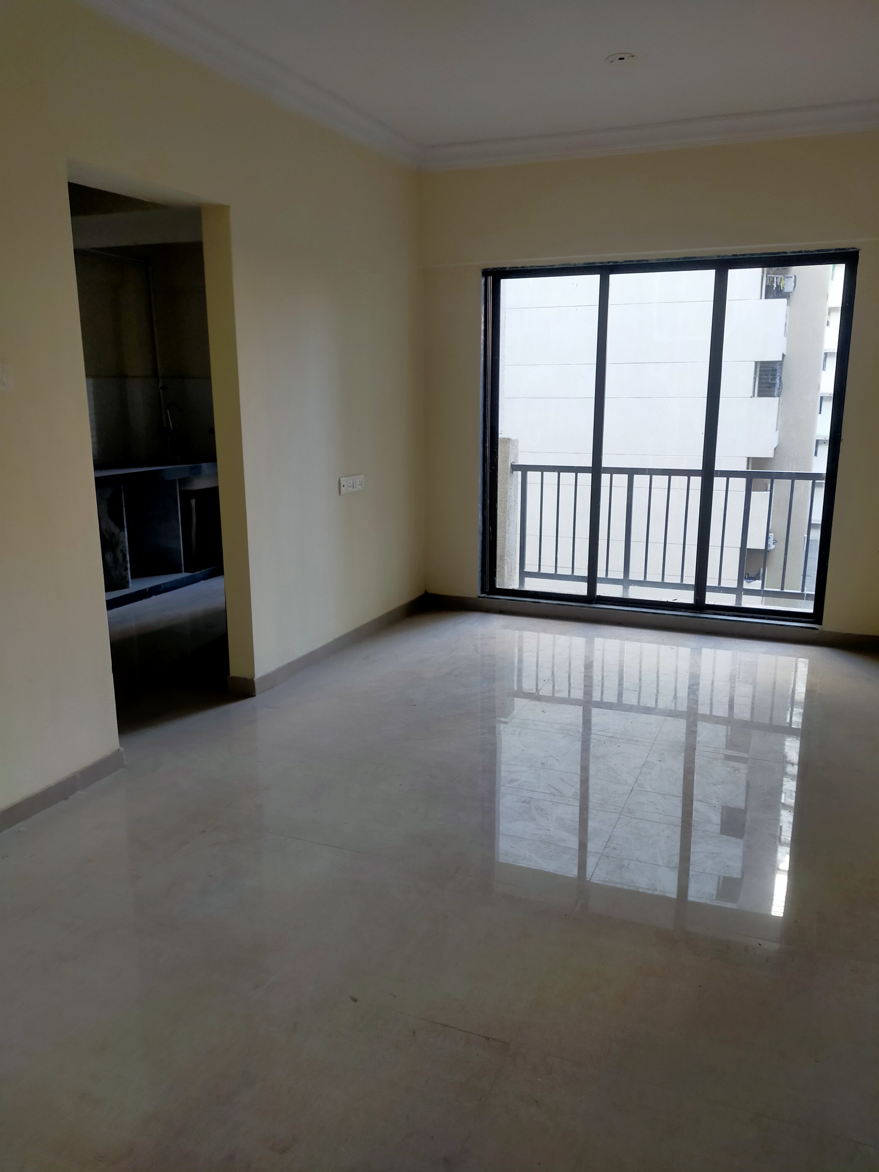 1 BHK Apartment For Sale in Lincoln Park