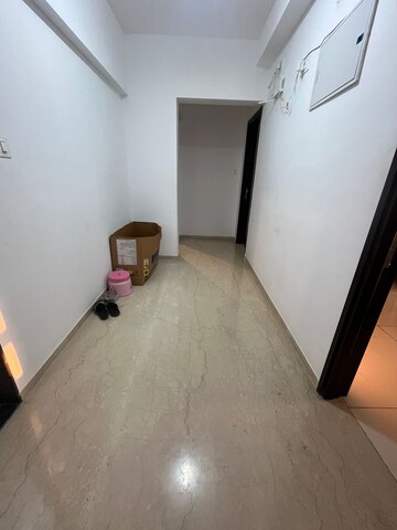 Room in 3 BHK Apartment at Badhekar Krushnakunj, Kothrud – for Rent