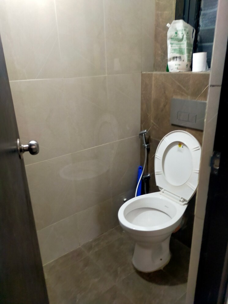Bathroom, shapoorji-pallonji-joyville 1 Bedroom 437 Sq.Ft. Apartment In Virar West Palghar 7968909