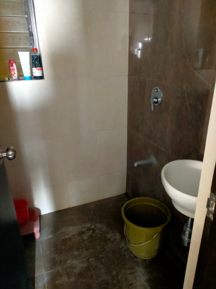 Bathroom, shapoorji-pallonji-joyville 1 Bedroom 437 Sq.Ft. Apartment In Virar West Palghar 7968909