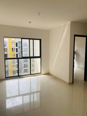 1 BHK Apartment For Sale in Lodha Palava Fresca C And D, Dombivli East