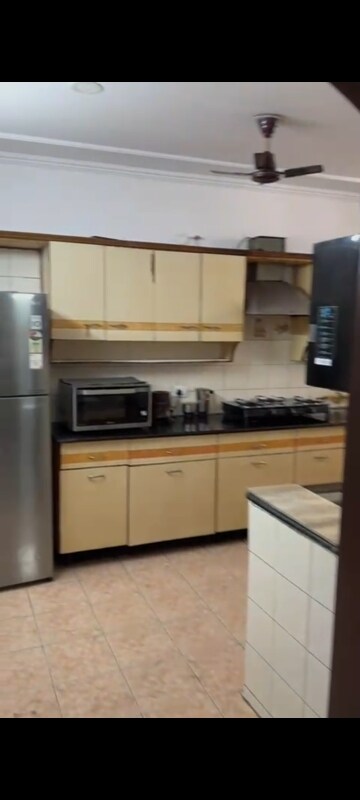 Master Bedroom in 4 BHK Apartment at Panchsheel Sps Residency, Ahinsa Khand ii – for Rent