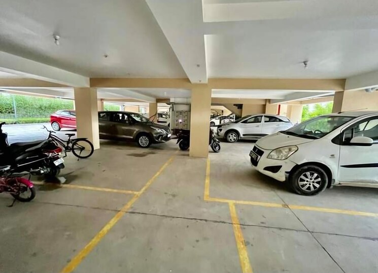  Parking, harmony-imperial-apartments 3 Bedroom 1800 Sq.Ft. Apartment In Kishanpura Zirakpur 7969020