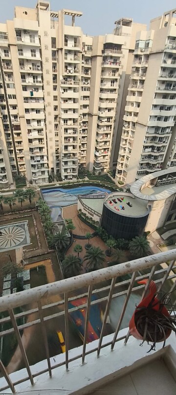 3 BHK Apartment – Exterior View View at Supertech Cape Town, Sector 74 - for Rent
