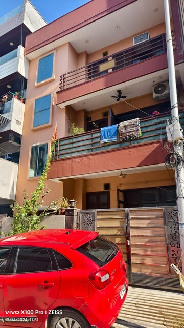 6+ BHK Independent House For Sale in Sector 122