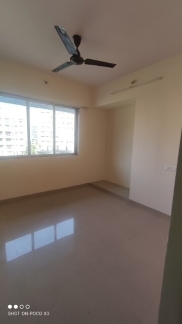 Room in 1 BHK Apartment at Rosa Gardenia, Ghodbunder Road – for Rent