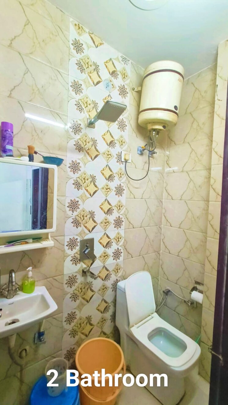 Bathroom, dwarka mor 2 Bedroom 600 Sq.Ft. Builder Floor In Dwarka Mor Delhi 7969123