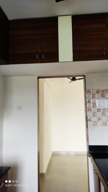Room in 1 BHK Apartment at Vihang Valley Phase 2, Kasarvadavali – for Rent