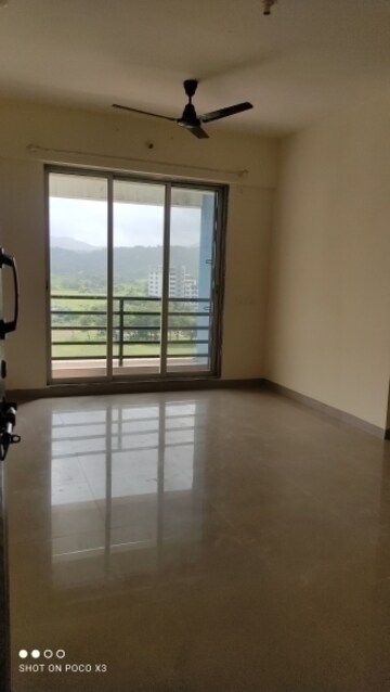 Room in 1 BHK Apartment at Vihang Valley Phase 2, Kasarvadavali – for Rent