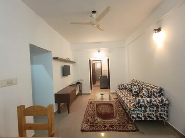 Living Room in 2 BHK Apartment at Indiranagar – for Rent