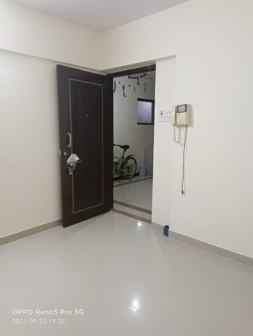 Room in 1 BHK Apartment at Vihang Valley Phase1, Kasarvadavali – for Rent