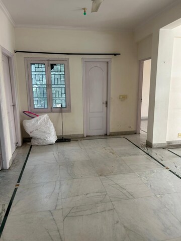 Room in 3 BHK Builder Floor at Ardee City, Sector 52 – for Sale