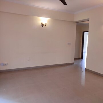 Room in 3 BHK Apartment at Ardee City Palm Grove Heights, Sector 52 – for Rent