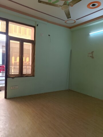 Room in 3 BHK Builder Floor at Chattarpur – for Rent