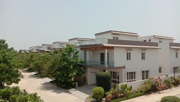 Master Bedroom in 5 BHK Villa at Gopanpally – for Sale