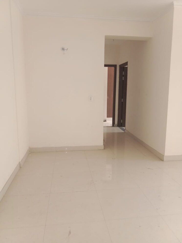 Room, cosmos-express-99 3 Bedroom 1865 Sq.Ft. Apartment In Sector 99 Gurgaon 7969242