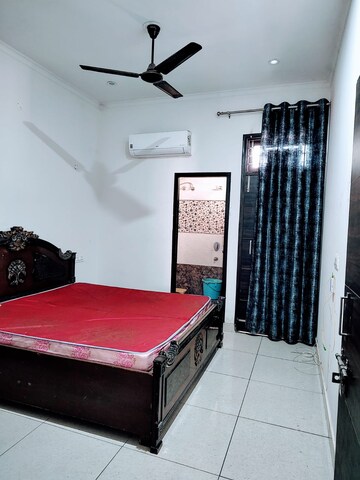Team Area in 3 BHK Apartment at Highland Park Chandigarh, Bhabat – for Rent