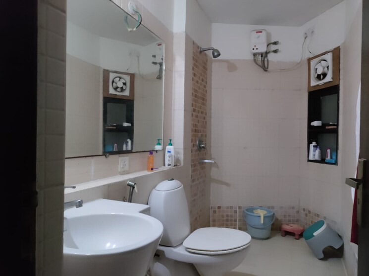Bathroom, gardenia-gateway 2.5 Bedroom 1265 Sq.Ft. Apartment In Sector 75 Noida 7969431